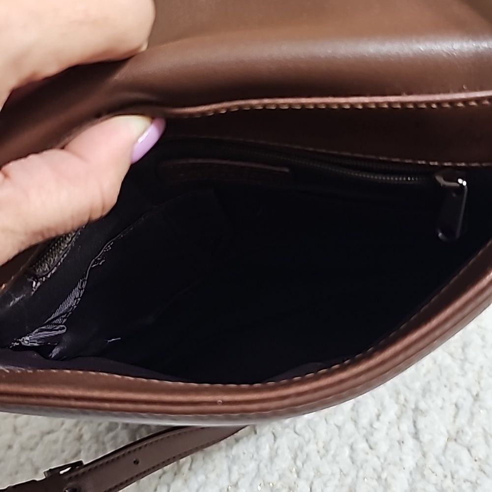 Charter Club Brown Leather Flap Over Shoulder Bag - Picture 7 of 9